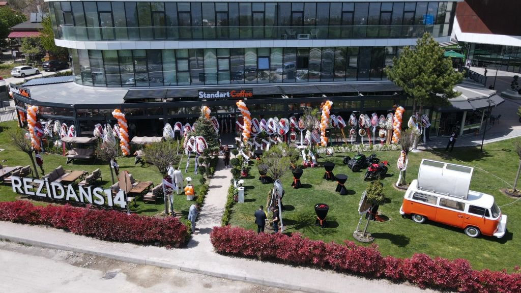 STANDART COFFE HİZMETE AÇILDI