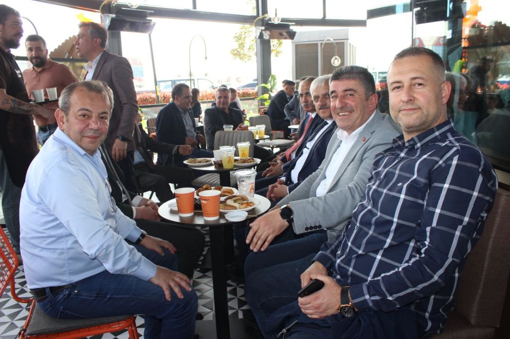 STANDART COFFE HİZMETE AÇILDI