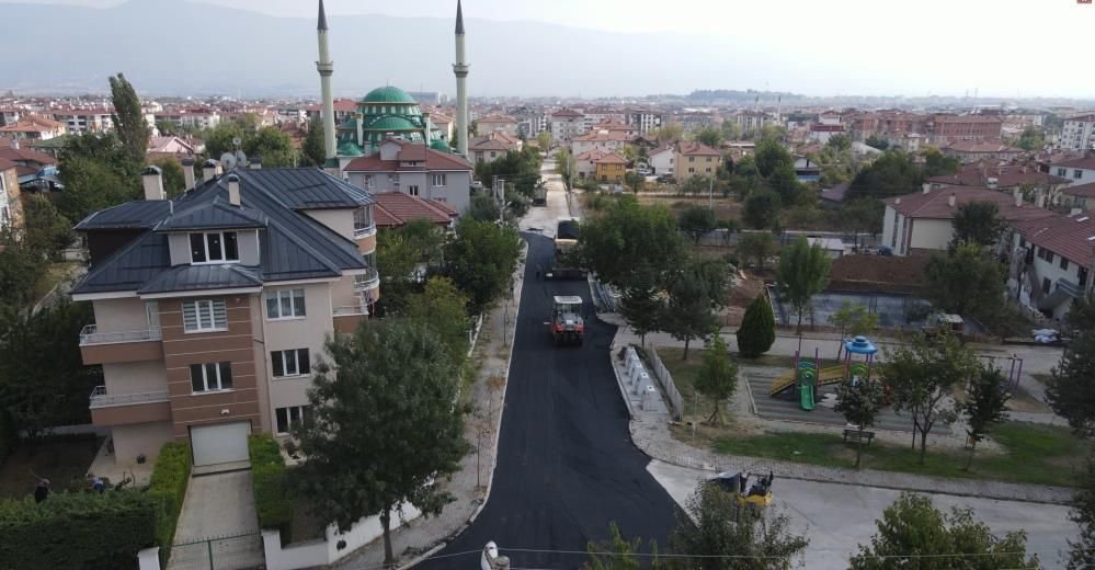 TANJU ÖZCAN AK PARTİ'NİN KALESİNDE ÇALIŞMALARI HIZLANDIRDI