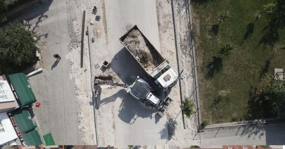 TANJU ÖZCAN AK PARTİ'NİN KALESİNDE ÇALIŞMALARI HIZLANDIRDI