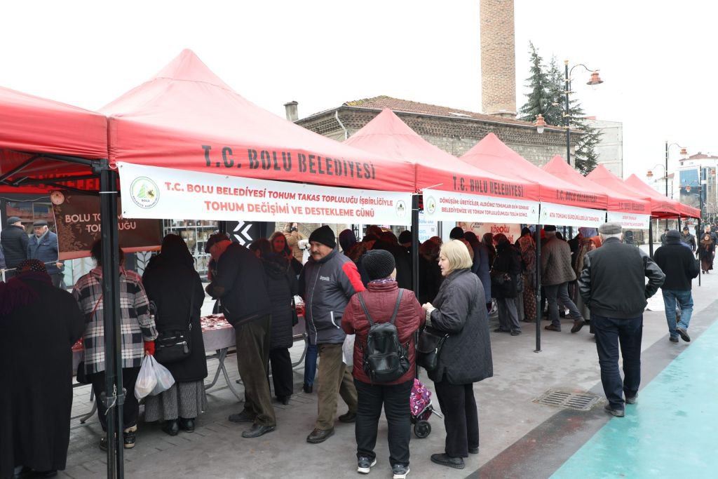 TOHUM DEĞİŞİMİ VE DESTEKLEME GÜNÜ’NE YOĞUN İLGİ