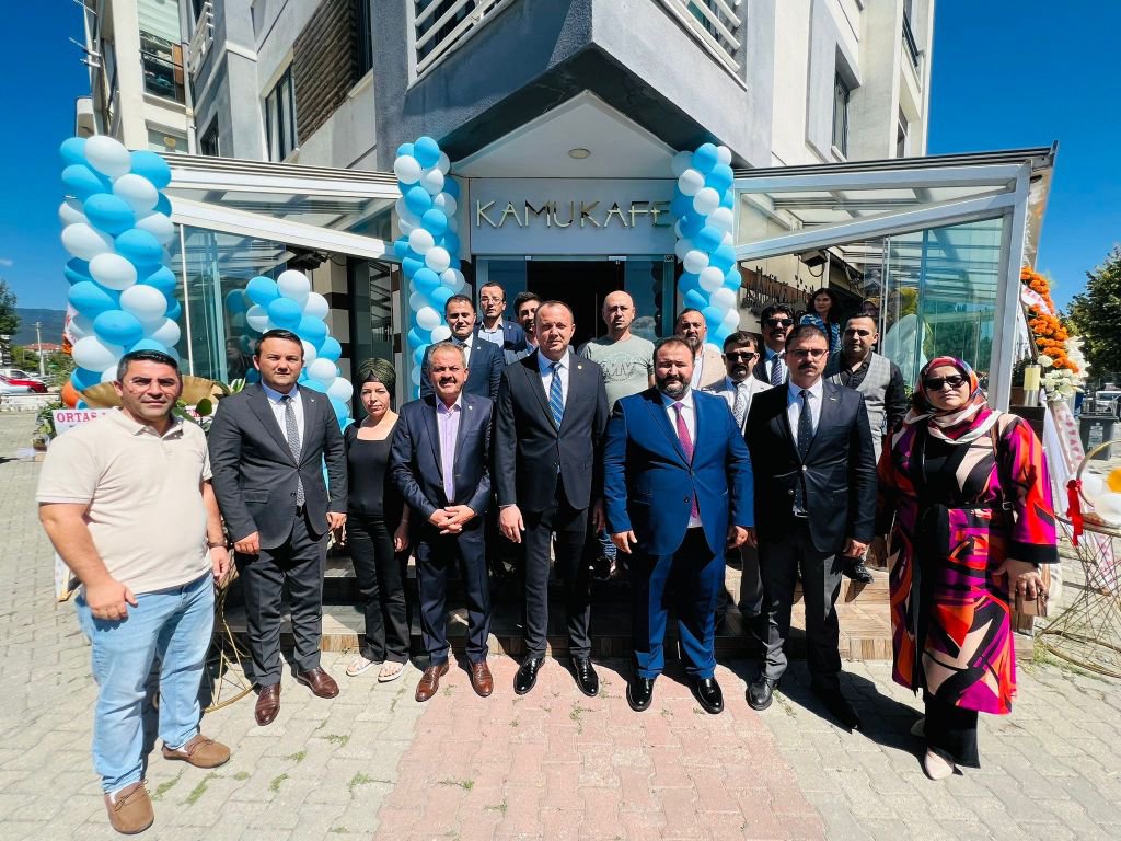 TÜRKİYE KAMU-SEN BOLU ŞUBESİNDEN BİR HİZMET DAHA… KAMU KAFE AÇILDI..