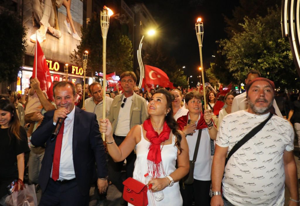 ZAFER BAYRAMI'NDA MUHTEŞEM COŞKU