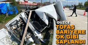 OTOMOBİL BARİYERE OK GİBİ SAPLANDI