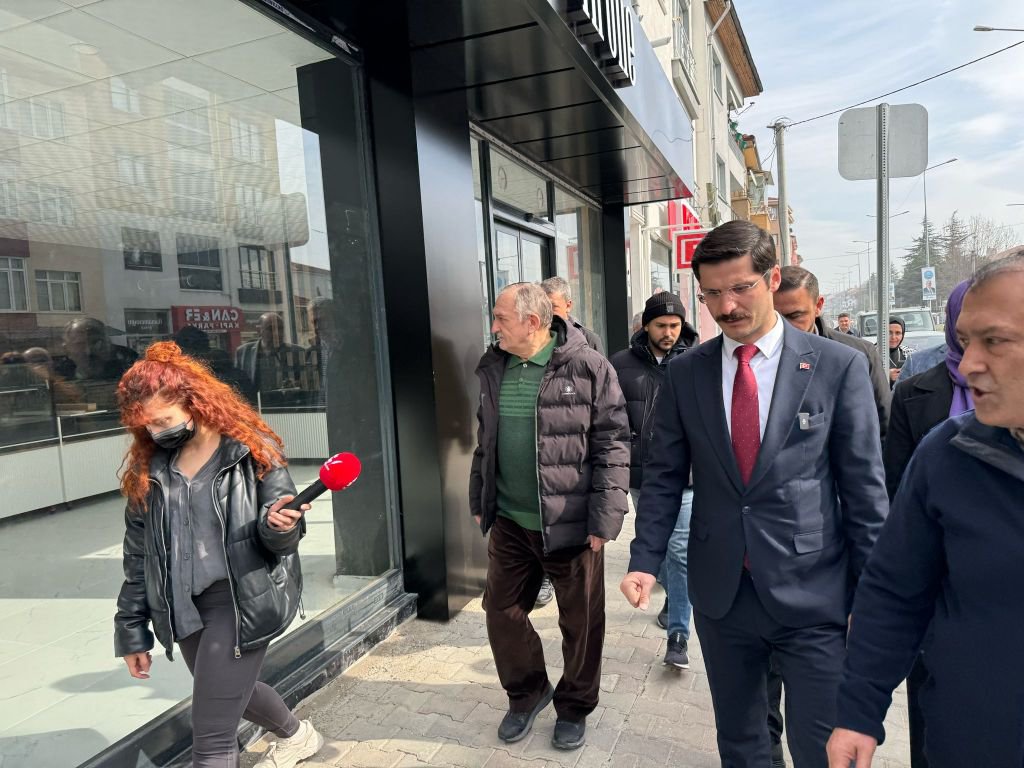 ALAADDİN YILMAZ DEMİRKOL İLE KAPI KAPI GEZİYOR