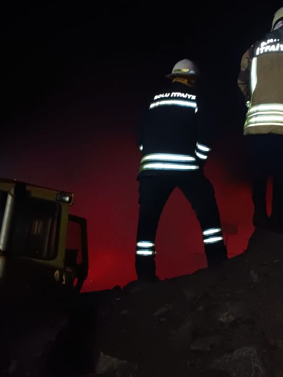 BOLU İTFAİYESİNDEN ANKARA'DAKİ YANGINA DESTEK