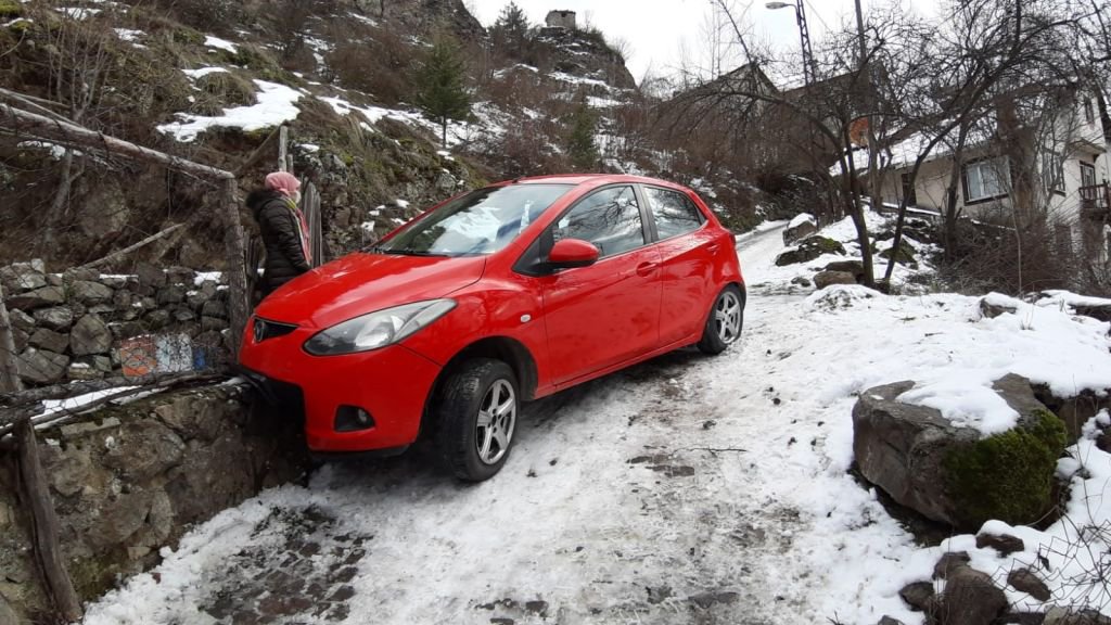 FACİA TEĞET GEÇTİ... 4 KİŞİLİK AİLE ÖLÜMDEN DÖNDÜ