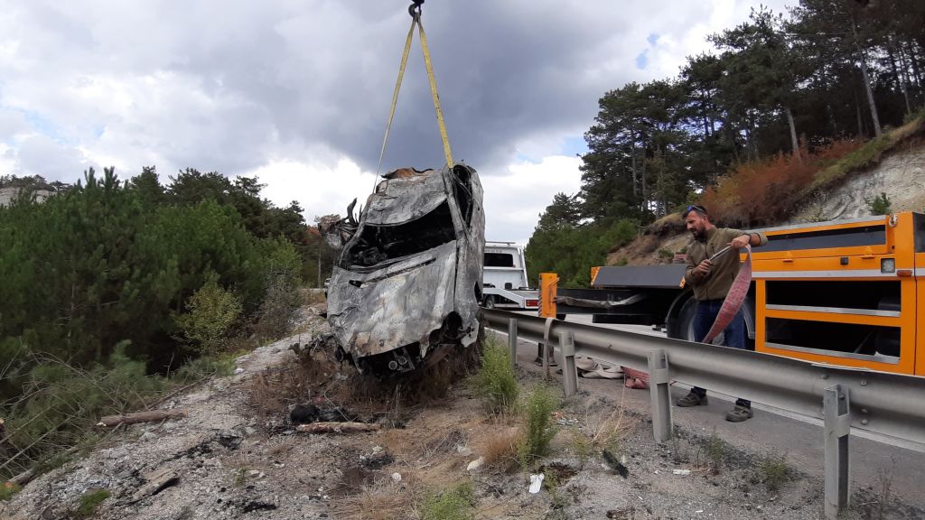 KAZADA YANARAK HAYATINI KAYBEDENLERİN KİMLİKLERİ BELİRLENDİ