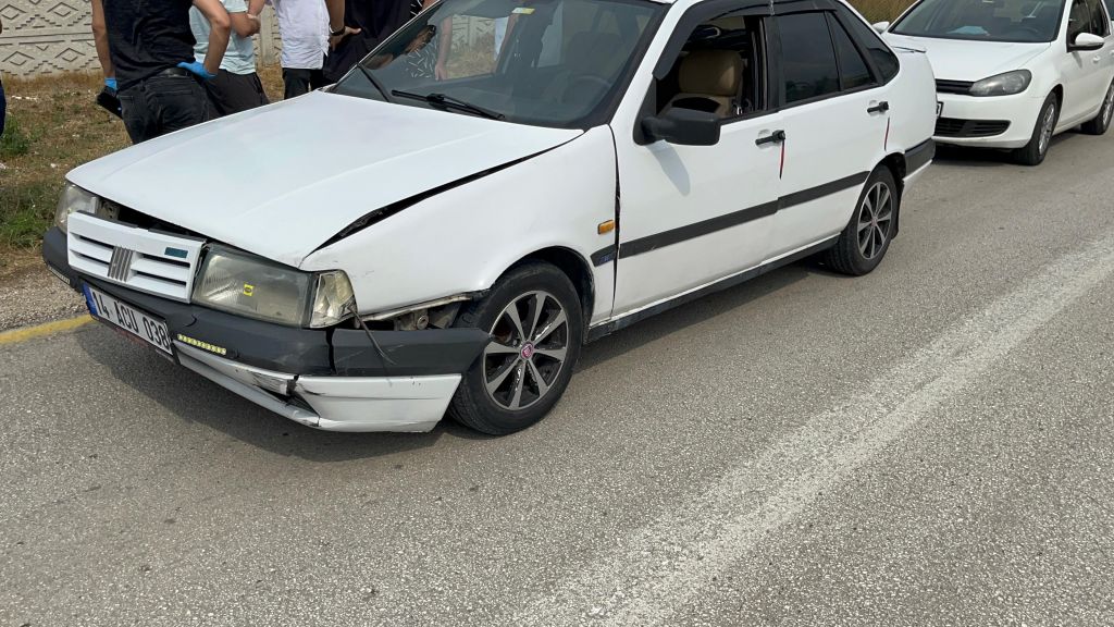 POLİSTEN KAÇARKEN UYUŞTURUCU MADDE ATTILAR