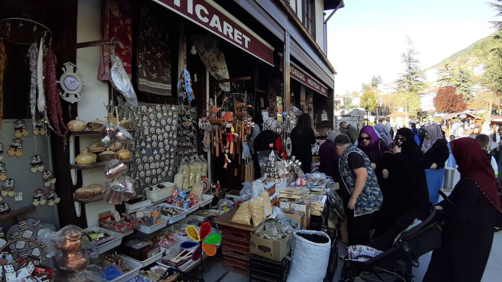 "SAKİN ŞEHİR" ÜNVANLI İLÇEDE TATİLCİ YOĞUNLUĞU