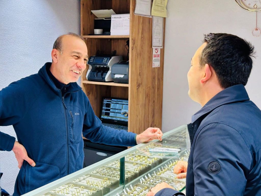 VATANDAŞLAR DEĞİŞİMDEN YANA