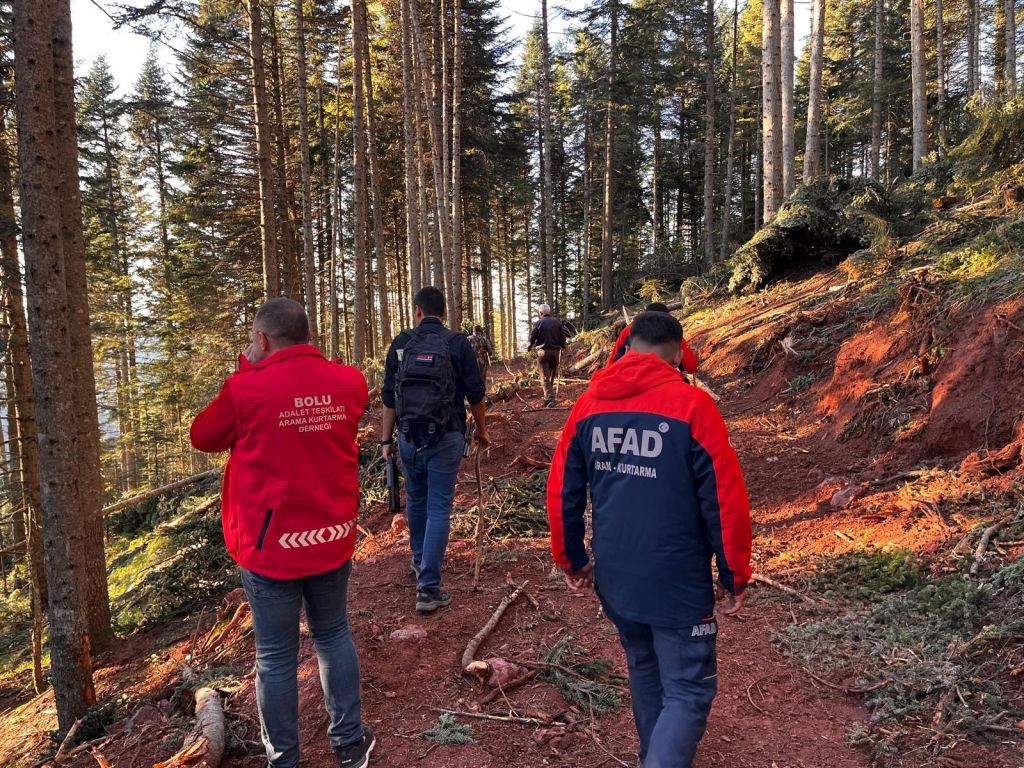 YAŞLI ÇİFT 2 GÜNDÜR KAYIP: EKİPLER ORMANDA ARIYOR