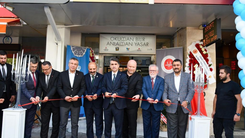 YILTAŞ VAKFI TARAFINDAN YAPTIRILAN DİYANET VAKFI KİTABEVİ AÇILDI