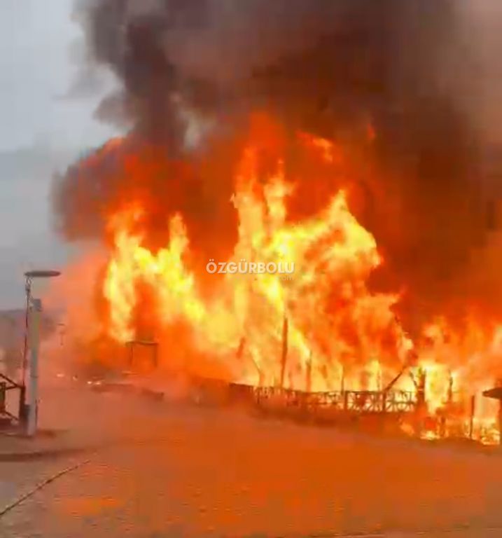 BOLU'DA DÜN VALİLİĞİN KAPATTIĞI İŞLETME ALEVLERE TESLİM OLDU...