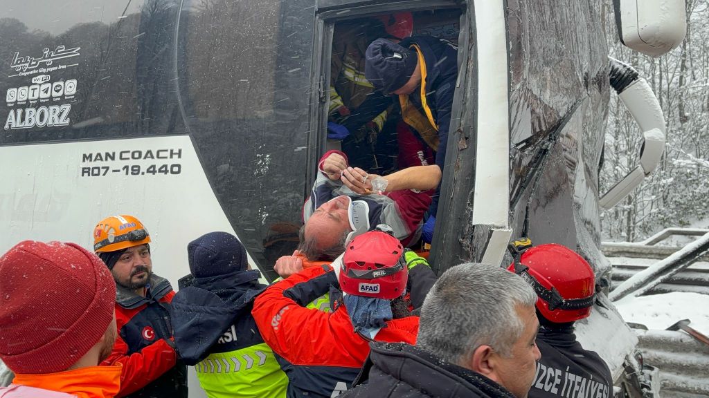 BOLU’DA FECİ KAZA…