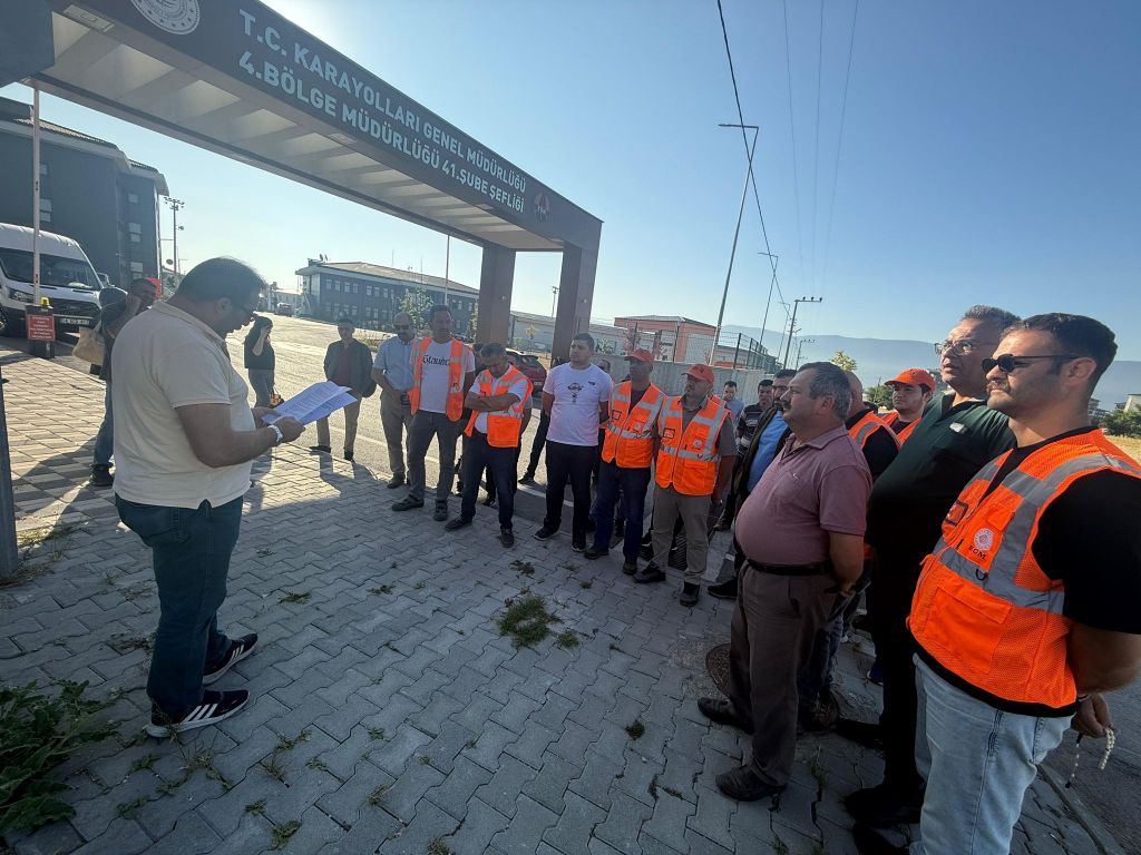 BOLU'DA KAMU İŞÇİLERİ KAZAN KALDIRDI...