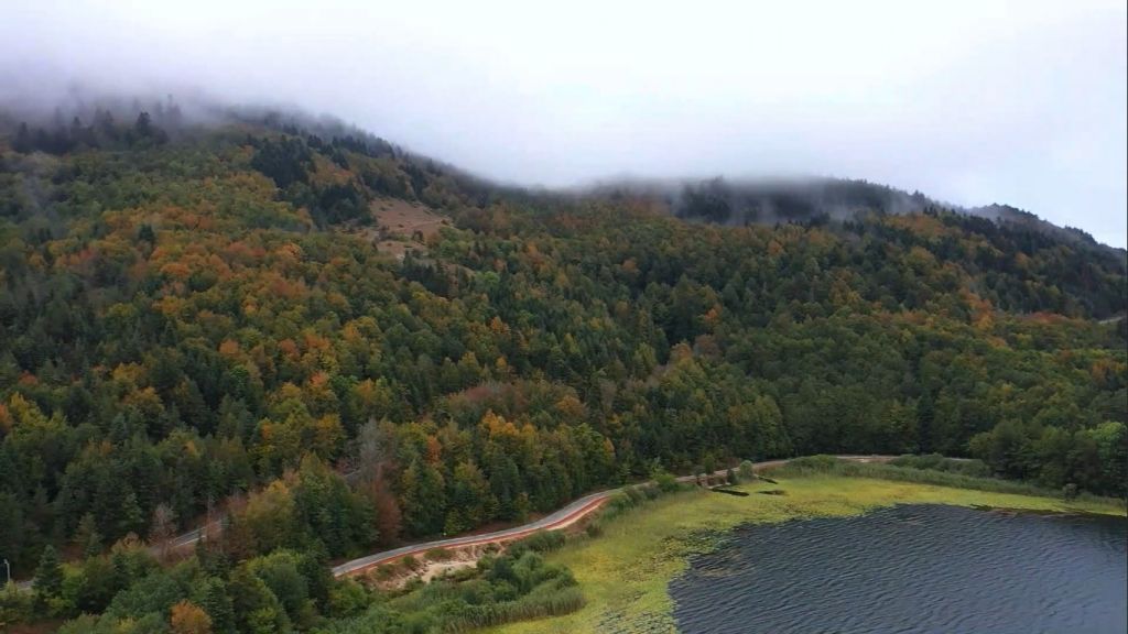BURASI NORVEÇ DEĞİL... BOLU'NUN DOĞA HARİKASI... EŞSİZ SONBAHAR