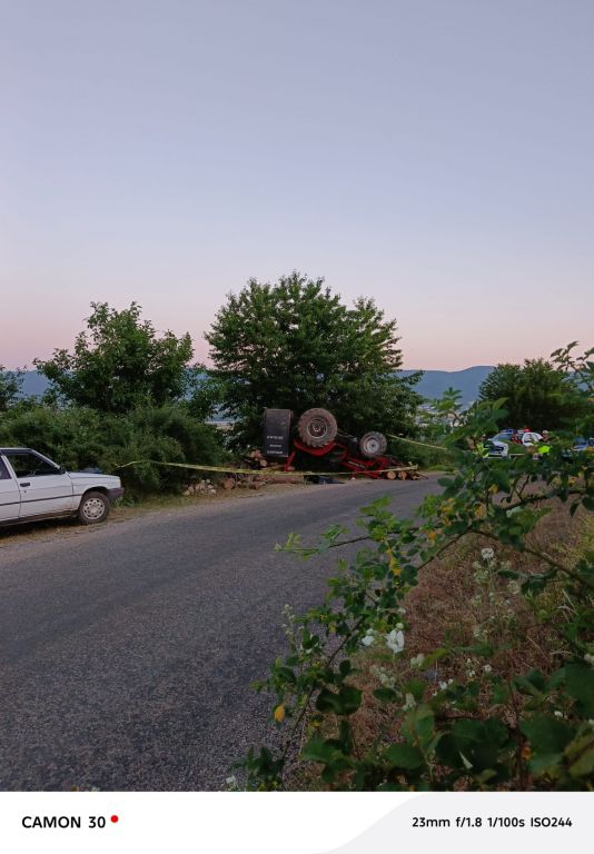 FECİ KAZADA 18 YAŞINDAKİ GENÇ HAYATINI KAYBETTİ...