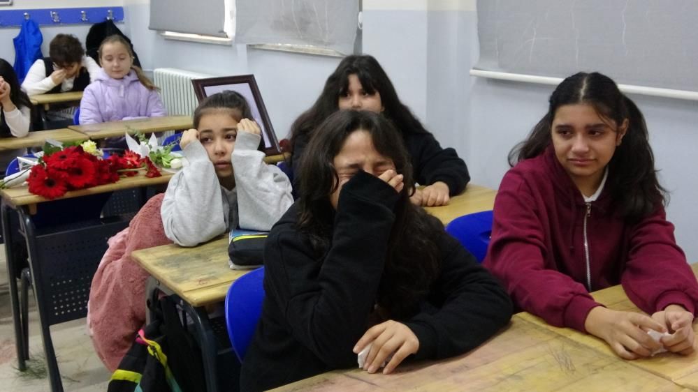 GÖZYAŞLARI SEL OLDU...