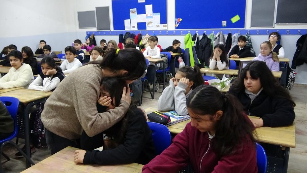 GÖZYAŞLARI SEL OLDU...