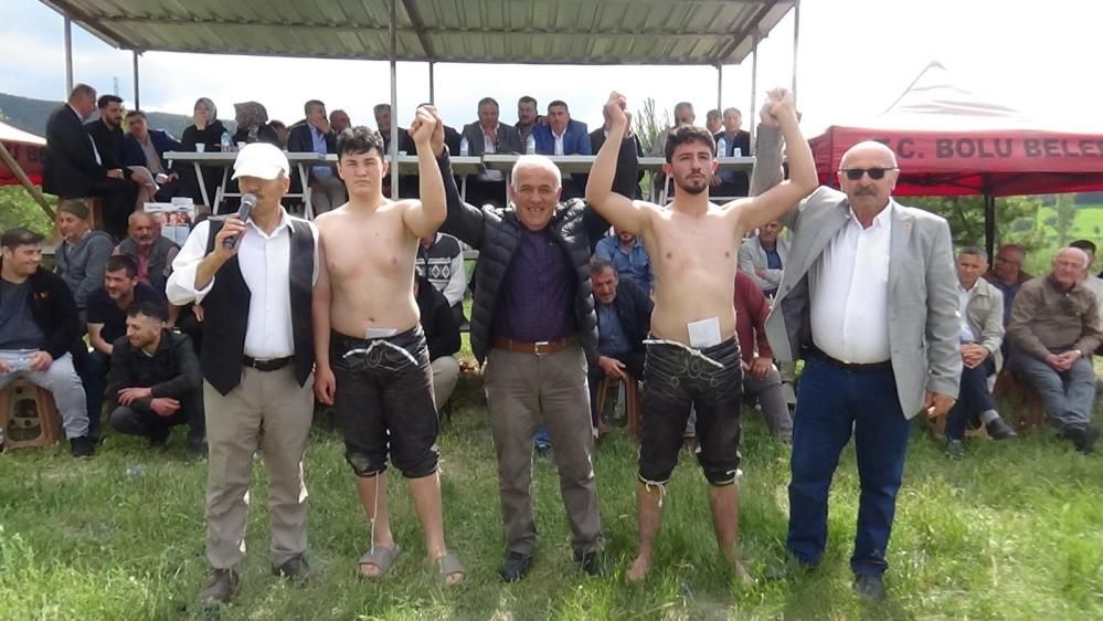 HACET BAYRAMINDA YARIM TON ET KAVRULDU....