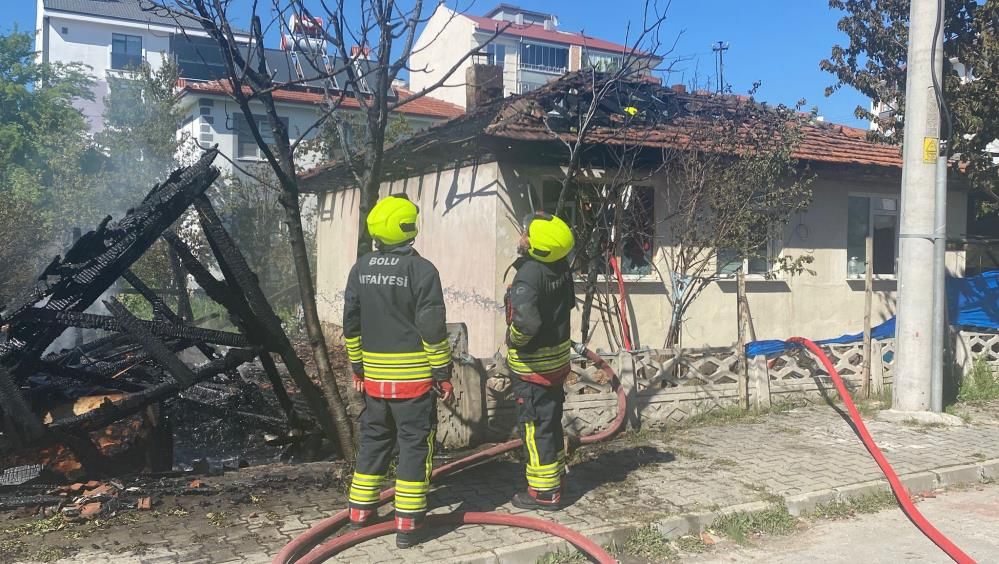 TEK KATLI EV ALEV ALEV YANDI...