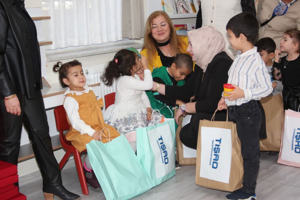 TİŞAD KADIN KOLLARINDAN ÖRNEK ETKİNLİK...