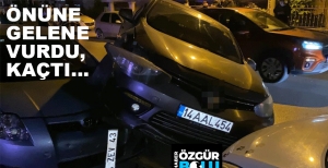 PARK HALİNDEKİ ARAÇLARA ÇARPTI, OLAY YERİNDEN KAÇTI