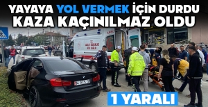 YAYA GEÇİDİNDE DURAN ARACA ARKADAN ÇARPTI, ÖLÜMDEN DÖNDÜ