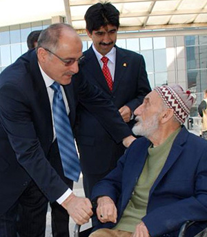 Vali İbrahim Özçimen devlet hastanesini gezdi