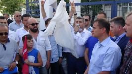 200 KİŞİ ASKERLİK İÇİN DİLEKÇE VERDİ