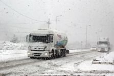 BOLU DAĞI'NDA YOĞUN KAR YAĞIŞI!