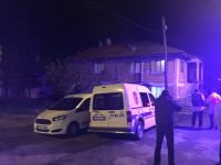 EVİNDE ÖLÜ BULUNDU