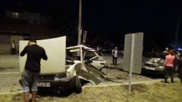 KAVŞAKTAN ÇIKAN OTOMOBİLE ÇARPTI