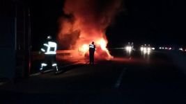 OTOMOBİL ALEV ALEV YANDI