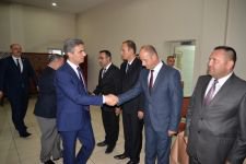 PROTOKOL ASKER VE POLİSLERLE BAYRAMLAŞTI