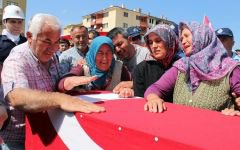 ŞEHİT EŞİNDEN HAİNLERE MESAJ