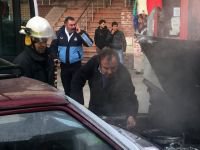 SÜRÜCÜ ÇARESİZLİK İÇİNDE İZLEDİ