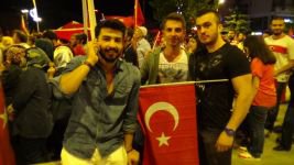 TARAFTAR GRUPLARINDAN MUHTEŞEM YÜRÜYÜŞ
