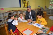 VALİ ÖĞRENCİLERLE KEYİFLİ DAKİKALAR GEÇİRDİ