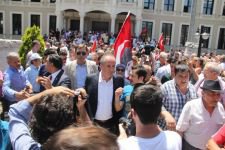 30 CHP'Lİ VEKİL VALİLİĞE YÜRÜDÜ