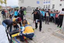 6. SINIF ÖĞRENCİSİNE MİNİBÜS ÇARPTI