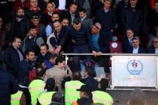 BAŞKANI TUTAMADILAR...