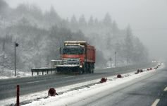 BOLU BEYAZA BÜRÜNDÜ