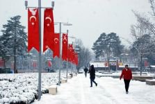 BOLU KARLAR ALTINDA