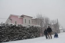BOLU YENİ YILIN İLK GÜNÜNDE BEMBEYAZ OLDU