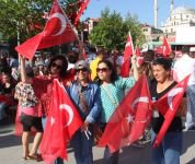 BOLU'DA MUHTEŞEM DEMOKRASİ ŞÖLENİ