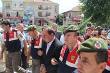 ÇAKICI HASTANEYE GÖTÜRÜLDÜ