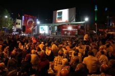 DEMOKRASİ NÖBETİ SONA ERDİ