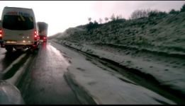 DOLU KAR GİBİ YAĞDI...